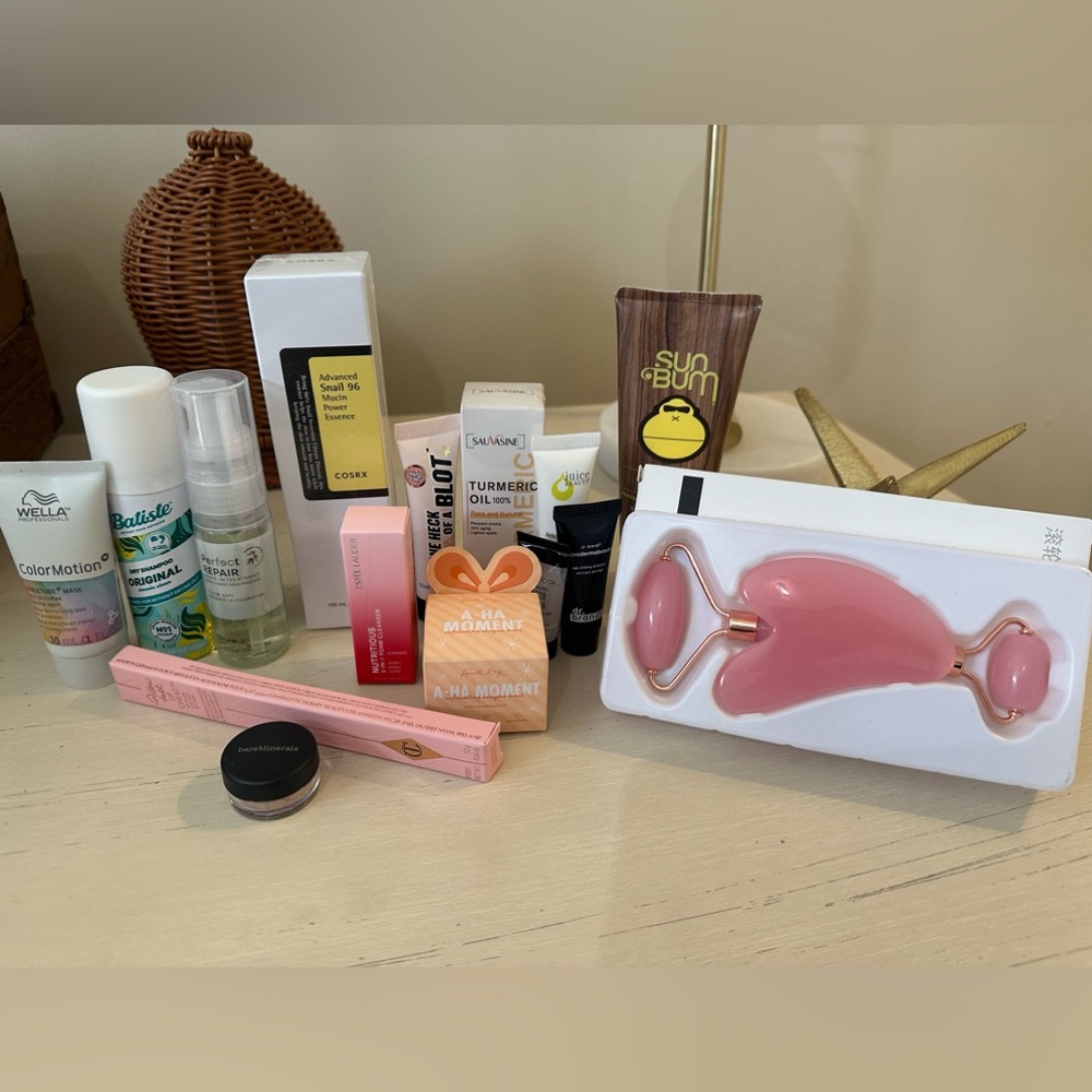 15 piece beauty bundle! Wow!